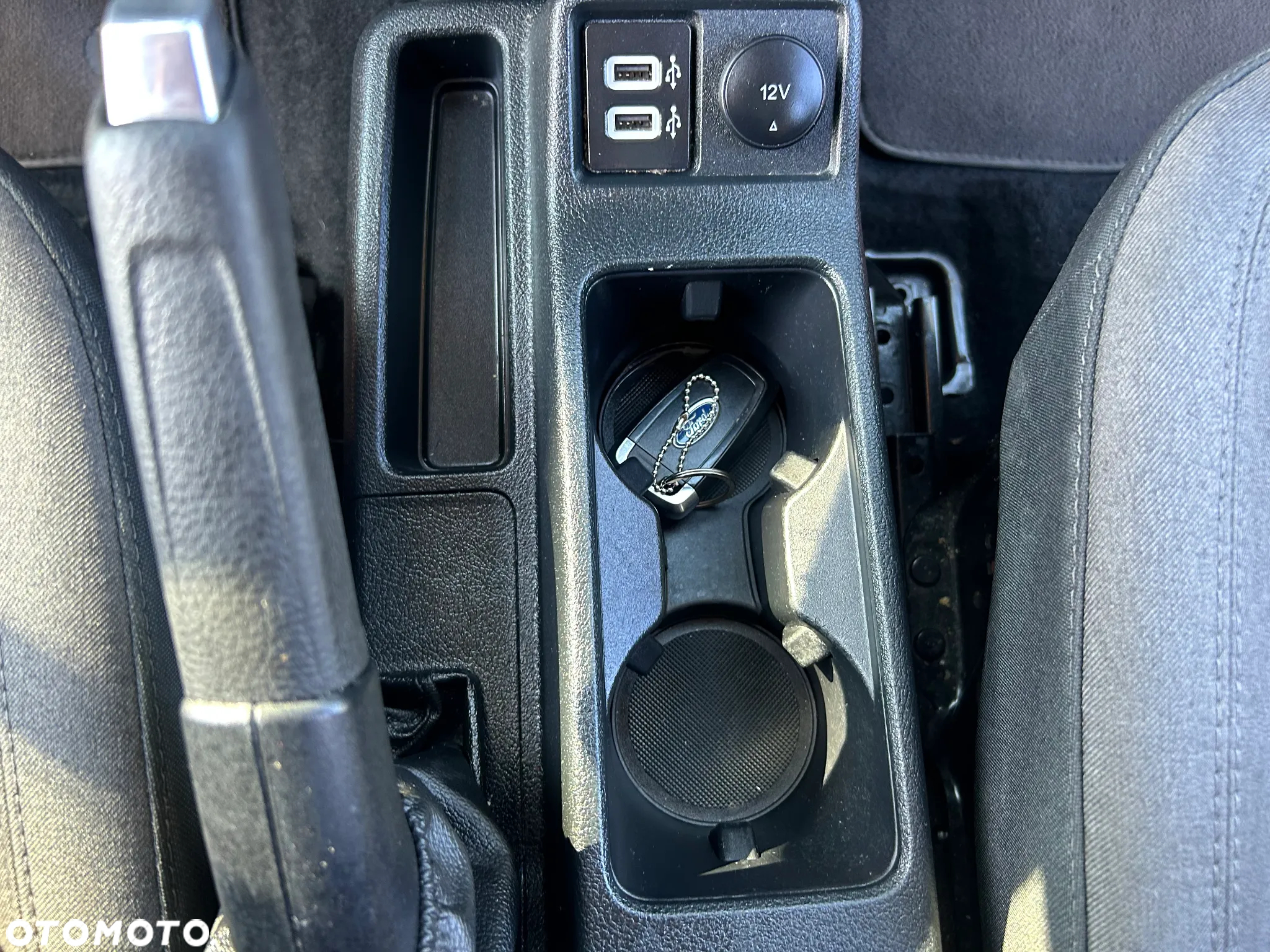 Ford Tourneo Connect 1.5 EcoBlue Titanium PowerShift - 38