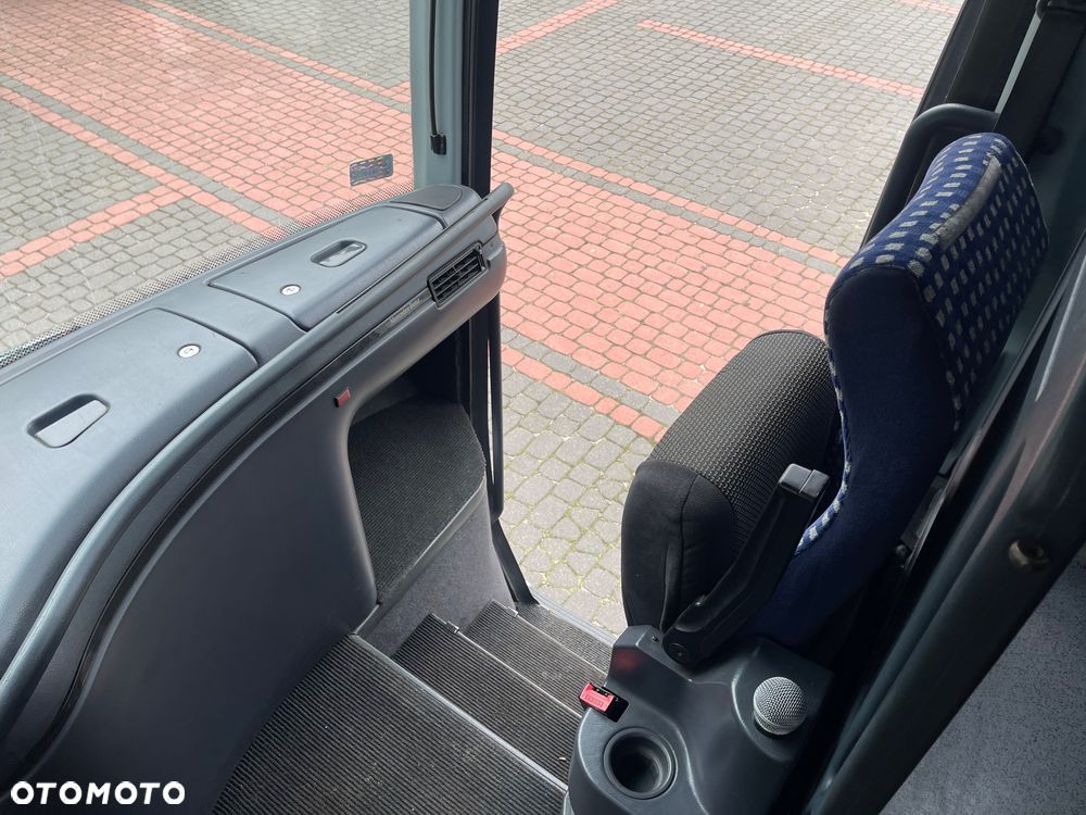 Mercedes-Benz Tourismo O 403/51 miejsc - 14