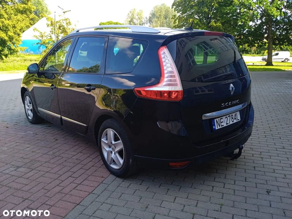 Renault Scenic - 8