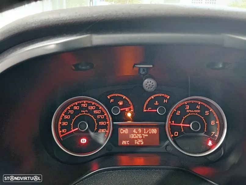 Fiat Doblo 1.3 MJ Easy  3Lugares - 13