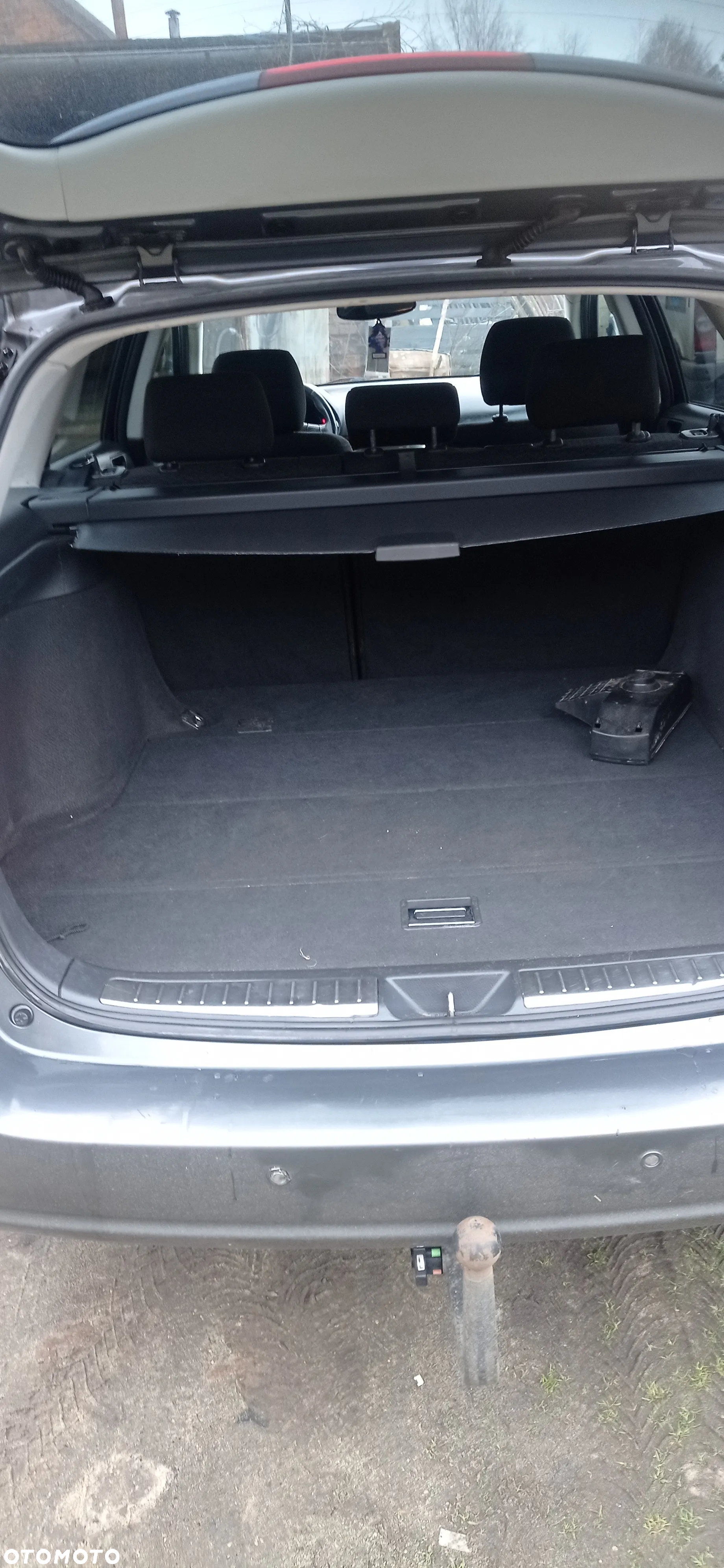 Toyota Avensis - 12