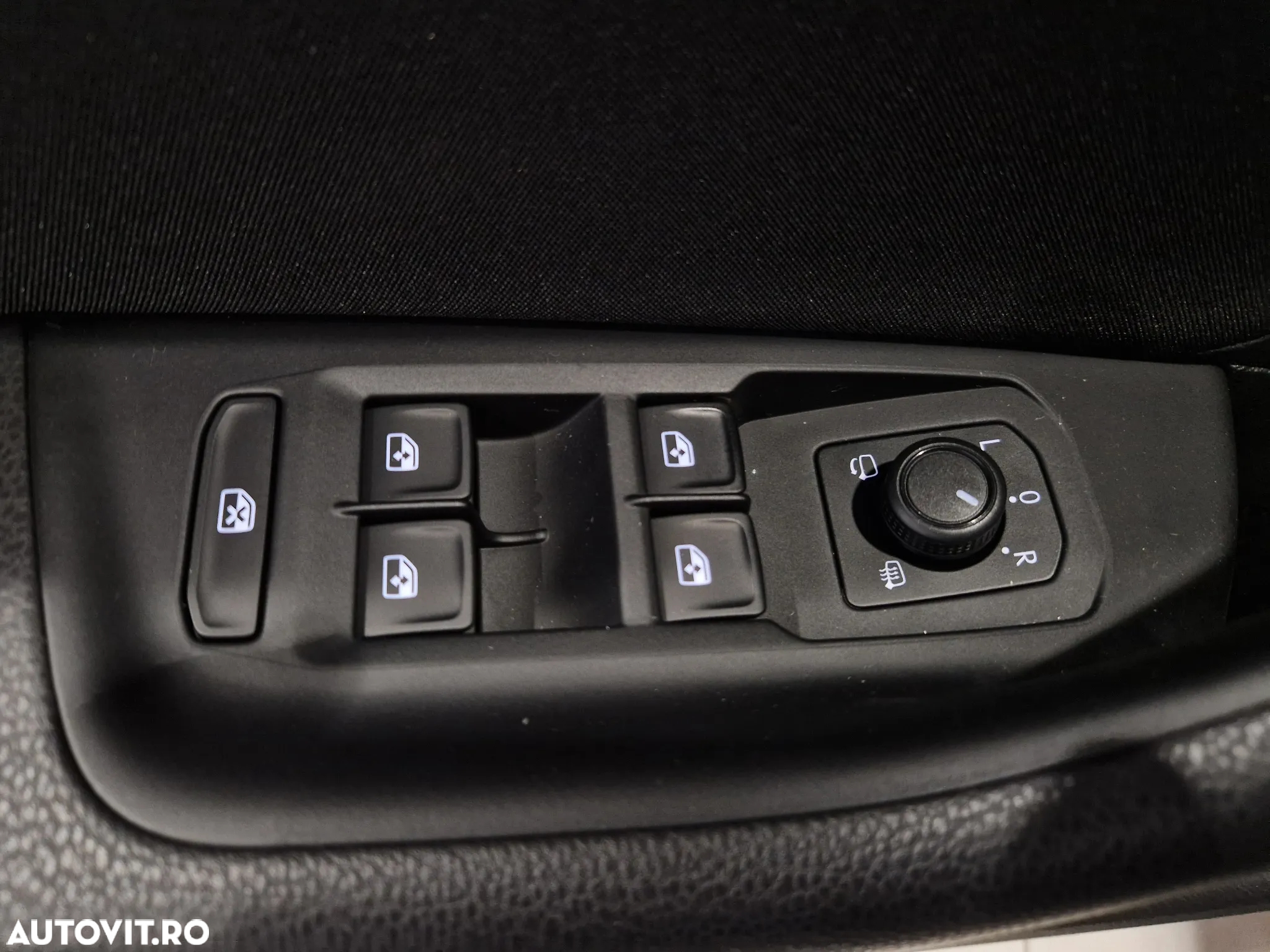 Volkswagen Passat 2.0 TDI DSG Comfortline - 15