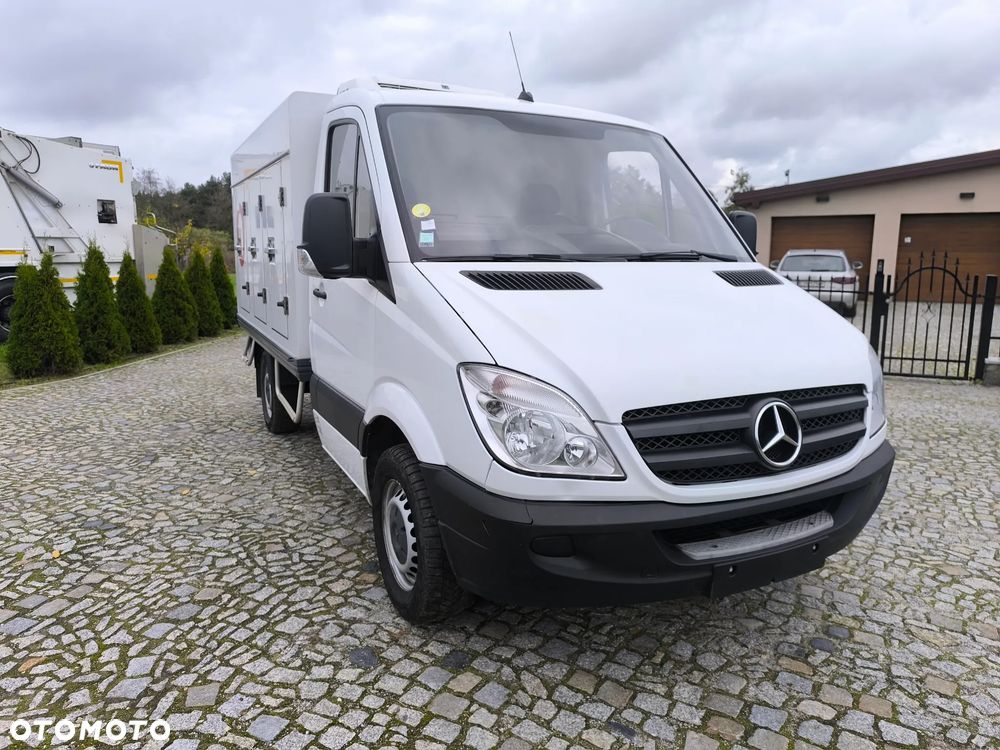 Mercedes-Benz Sprinter - 3