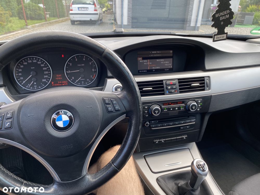 BMW Seria 3 318i - 10