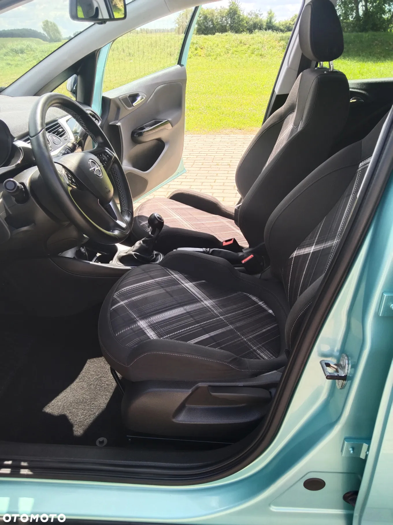 Opel Corsa 1.4 16V Sport - 24
