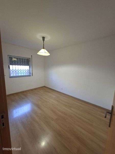 arrenda-se T3 duplex na Alta de Lisboa - Grande imagem: 5/12