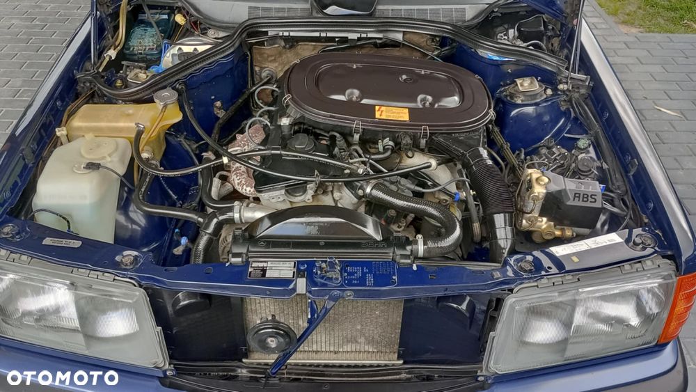 Mercedes-Benz W201 (190) - 11