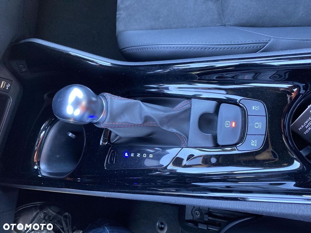 Toyota C-HR 1.8 Hybrid GPF GR Sport - 18