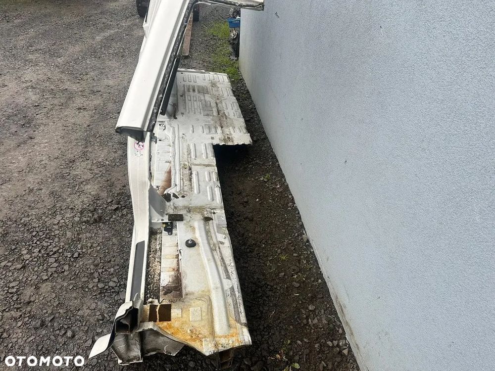 próg prawy słupek środkowy nadkole vw multivan caravelle transporter t6 2018r - 3