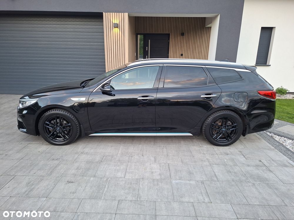 Kia Optima Plug-in Hybrid - 5
