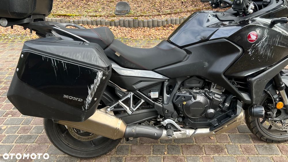Honda NT - 4