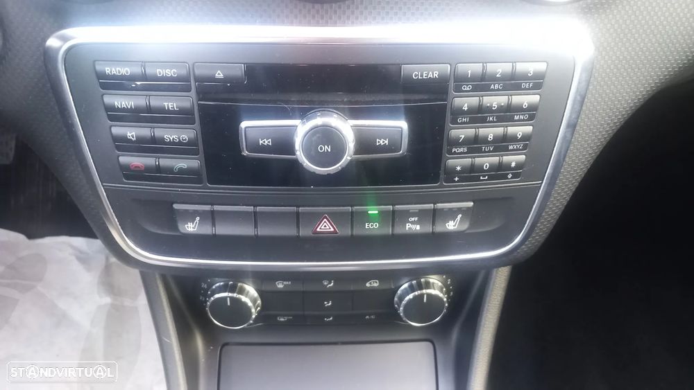 Mercedes-Benz A 180 CDI (BlueEFFICIENCY) Urban - 23