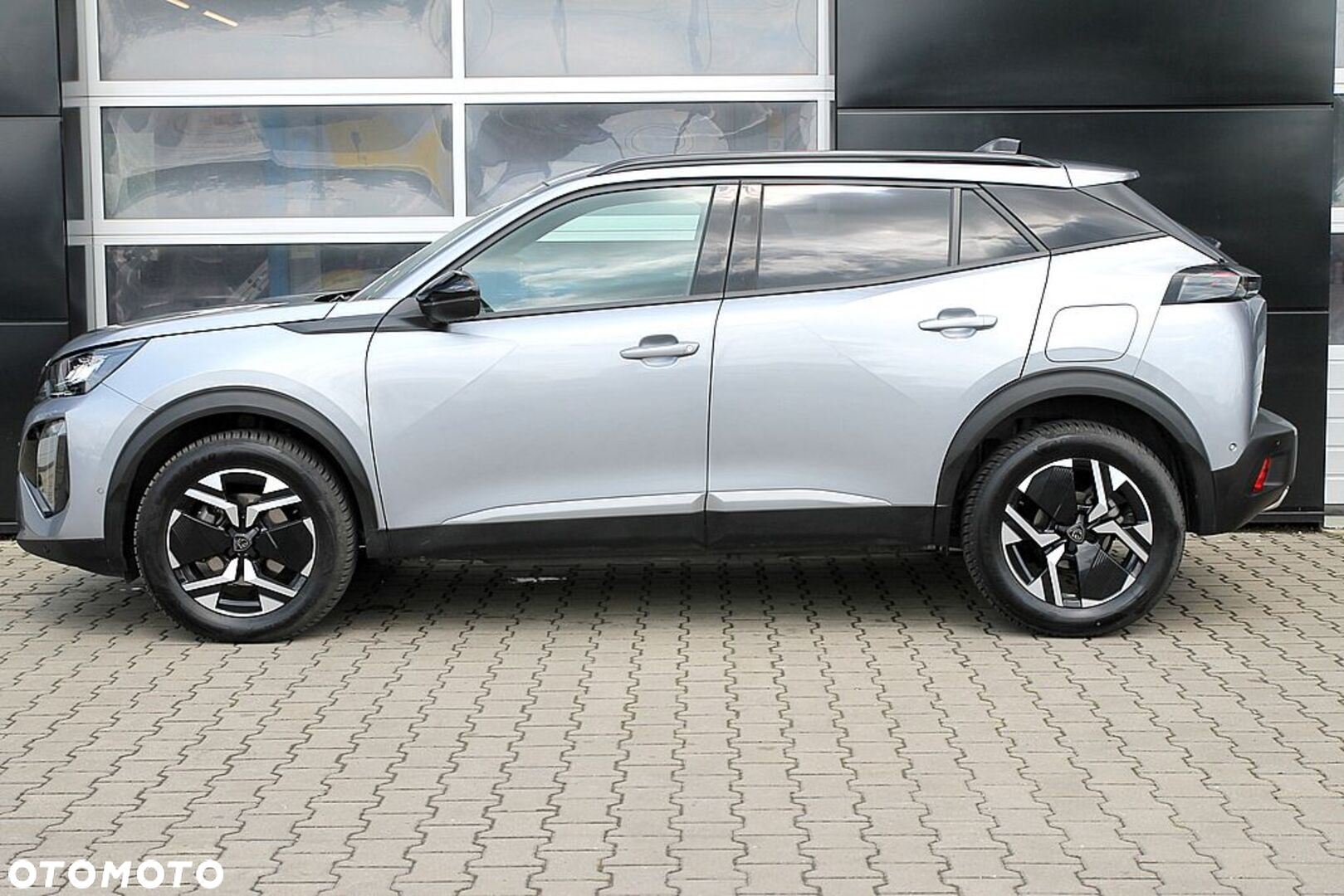Peugeot 2008 - 15