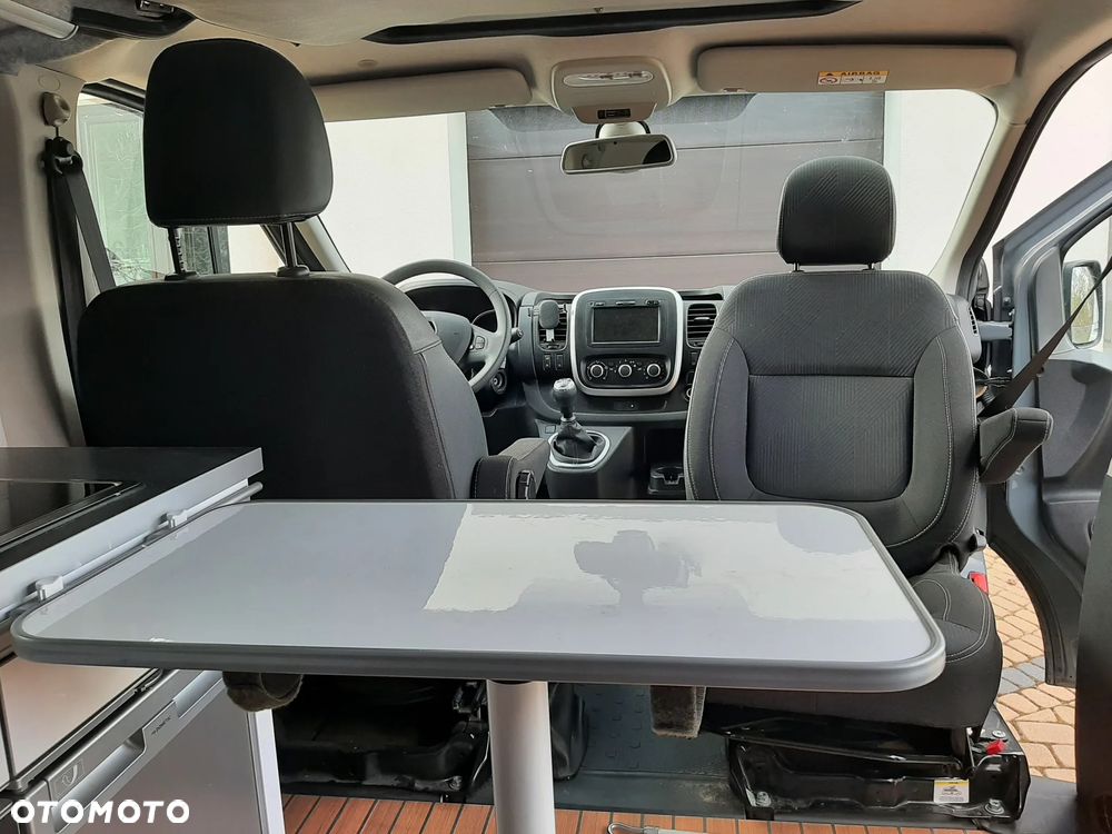 Renault Trafic - 2