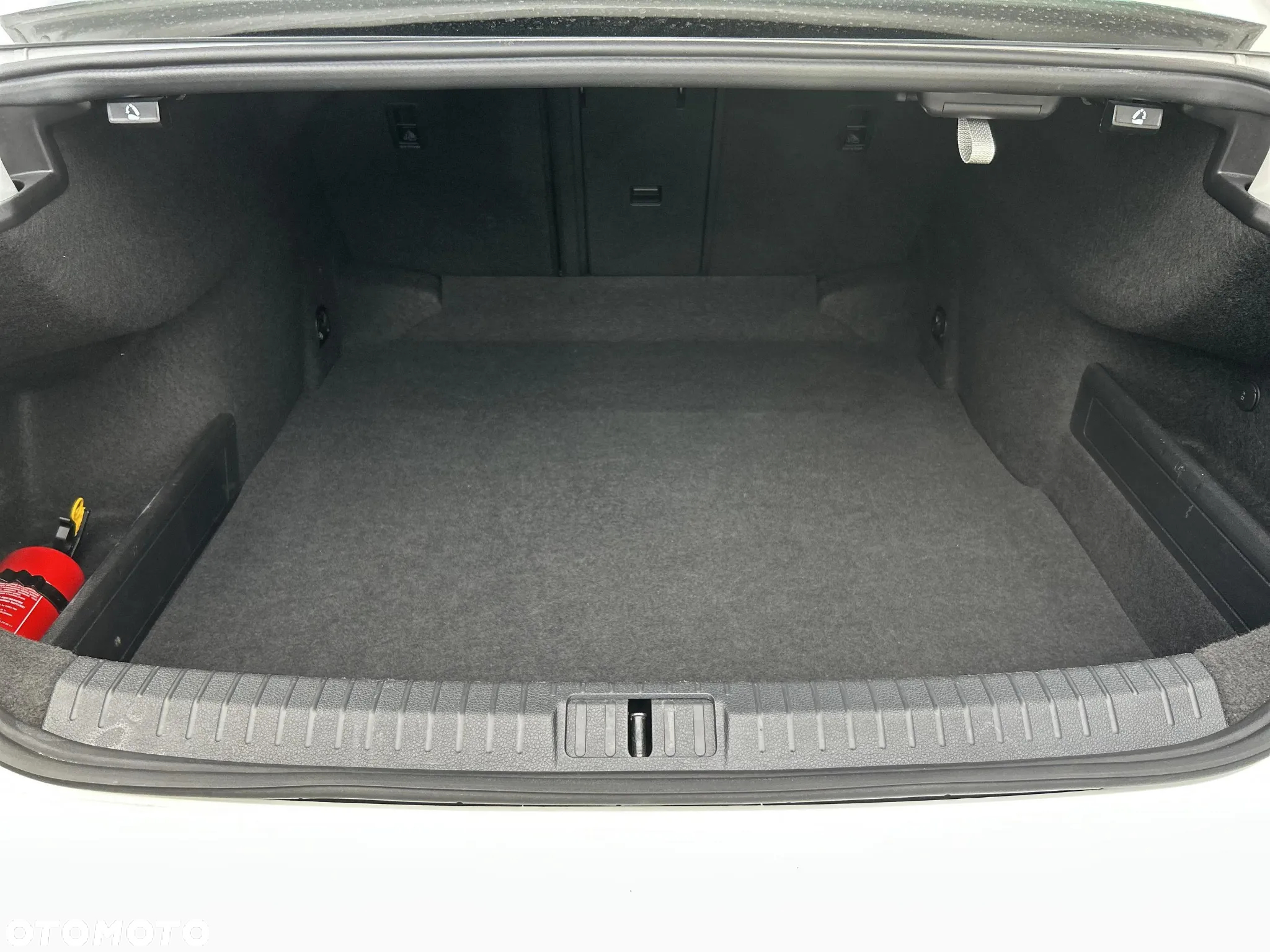 Volkswagen Passat 2.0 TDI 4Mot Elegance DSG - 26