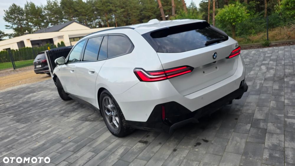 BMW Seria 5 520i mHEV M Sport - 5