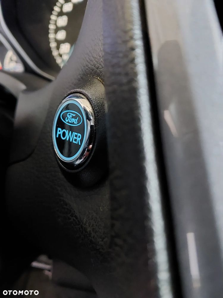 Ford Focus 1.6 EcoBoost Titanium - 22