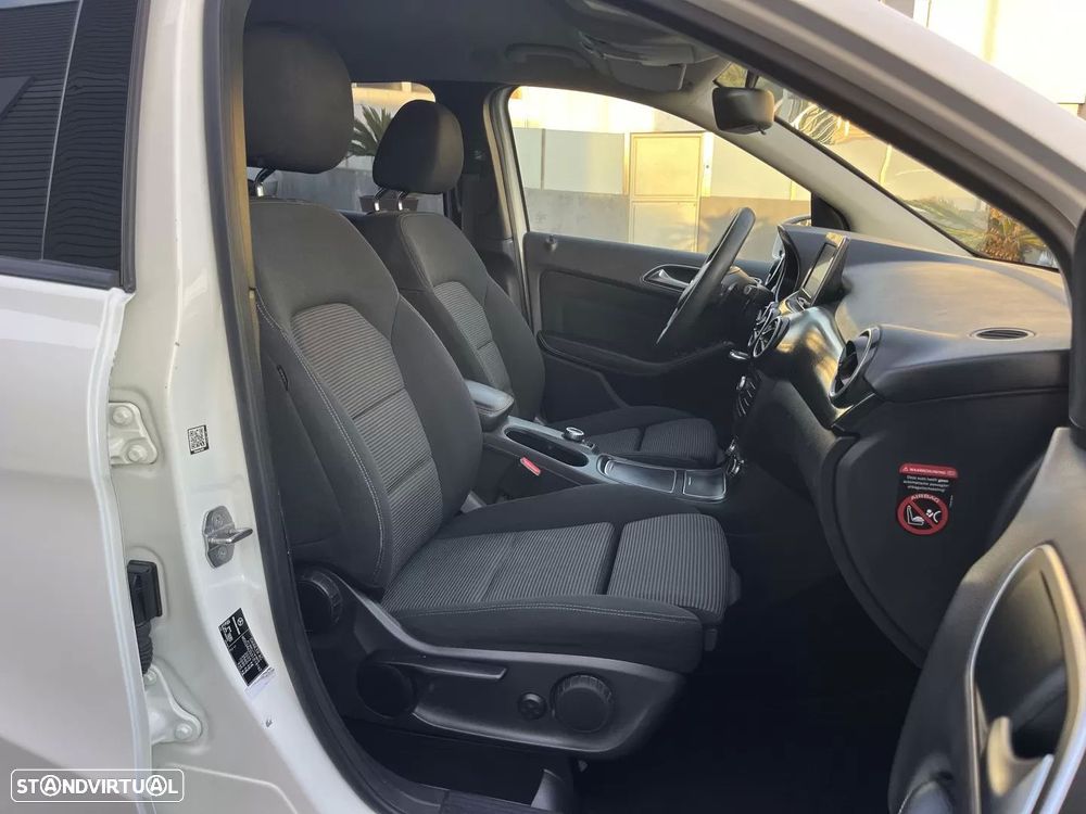 Mercedes-Benz B 220 d 7G-DCT Edition - 47
