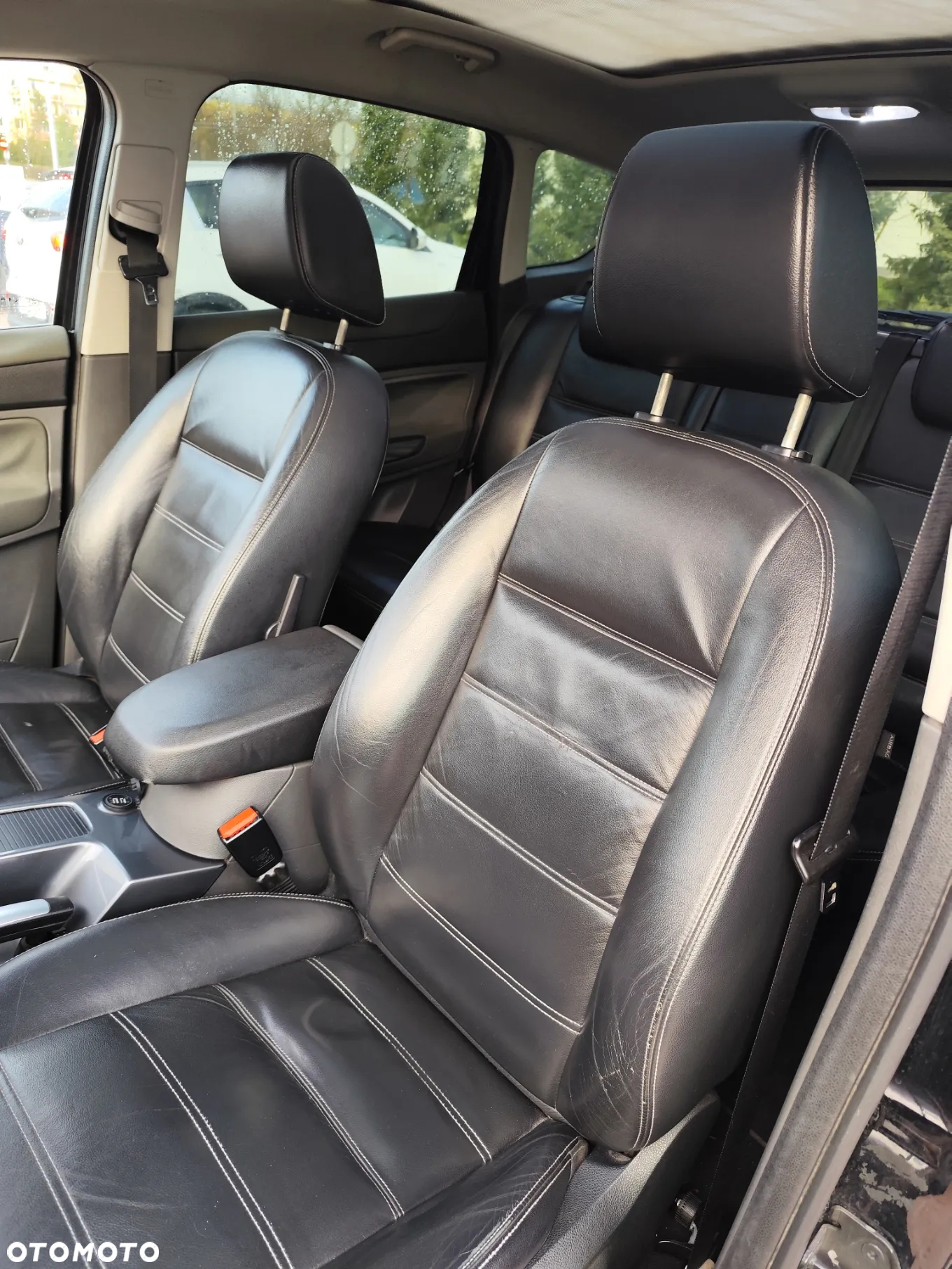 Ford Kuga 2.0 TDCi Titanium FWD - 14