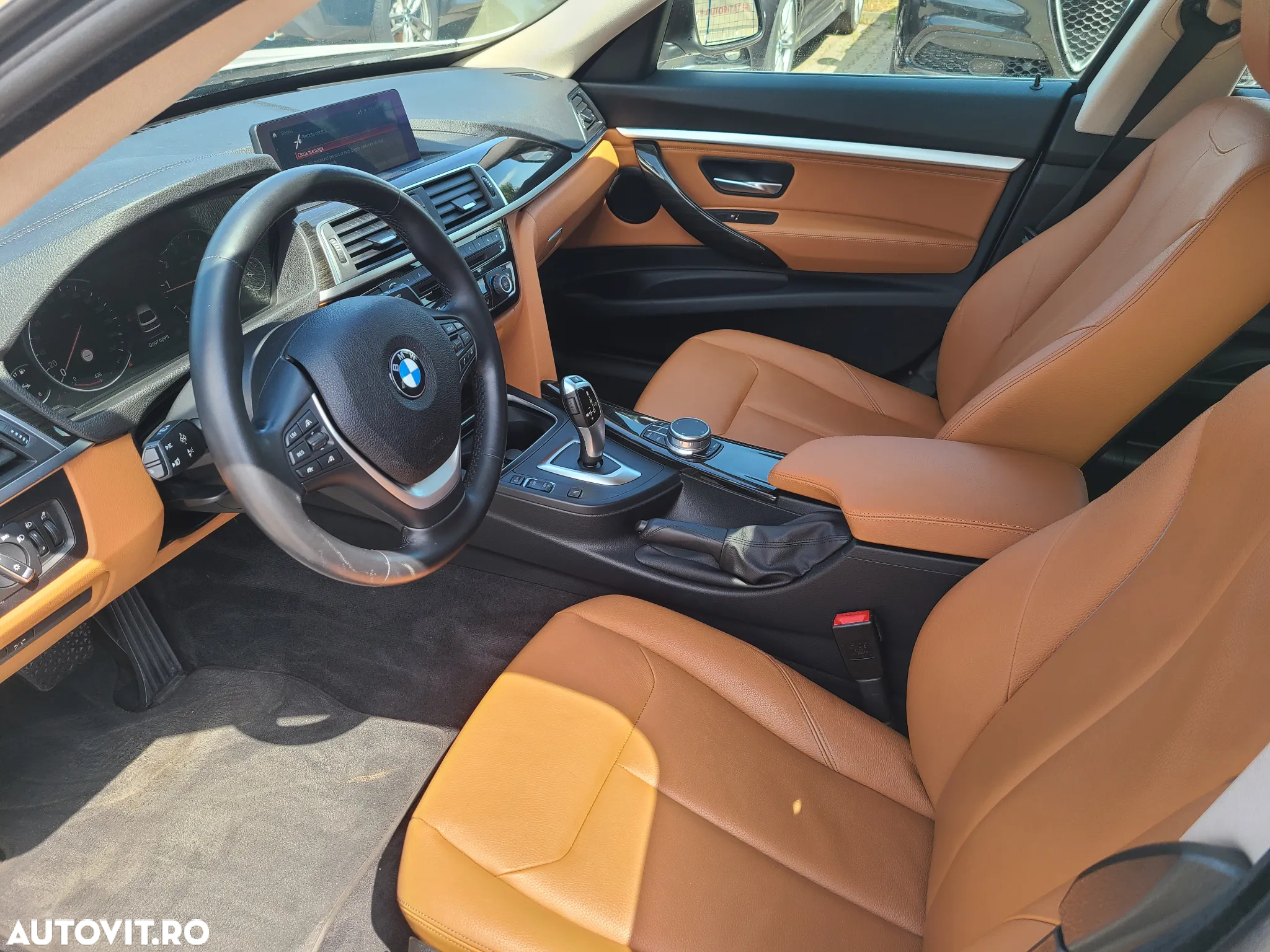BMW Seria 3 320i GT xDrive AT - 25
