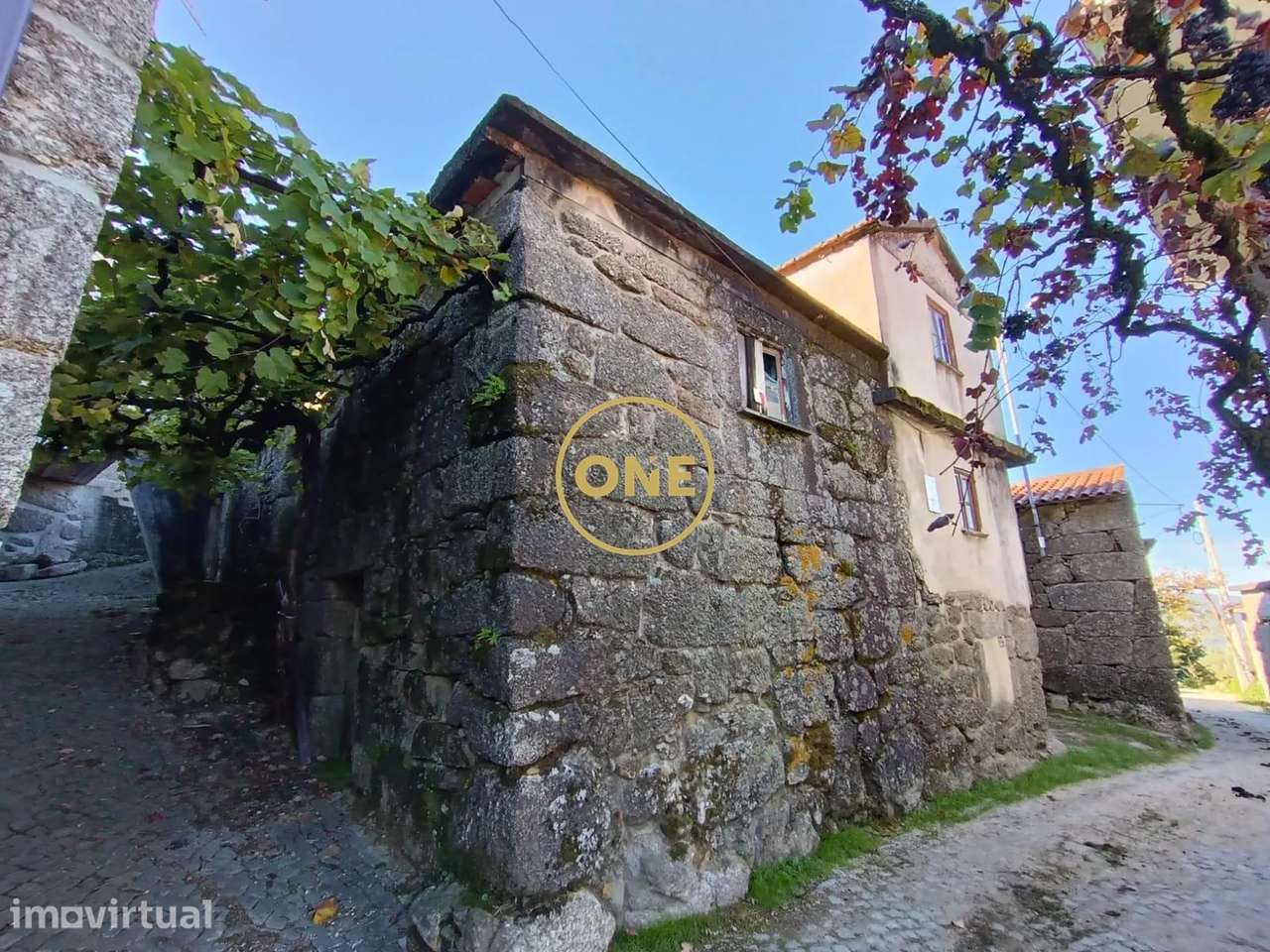 Moradia para Renovar no Centro da Aldeia de Saim — Terras de Bouro - Grande imagem: 3/20