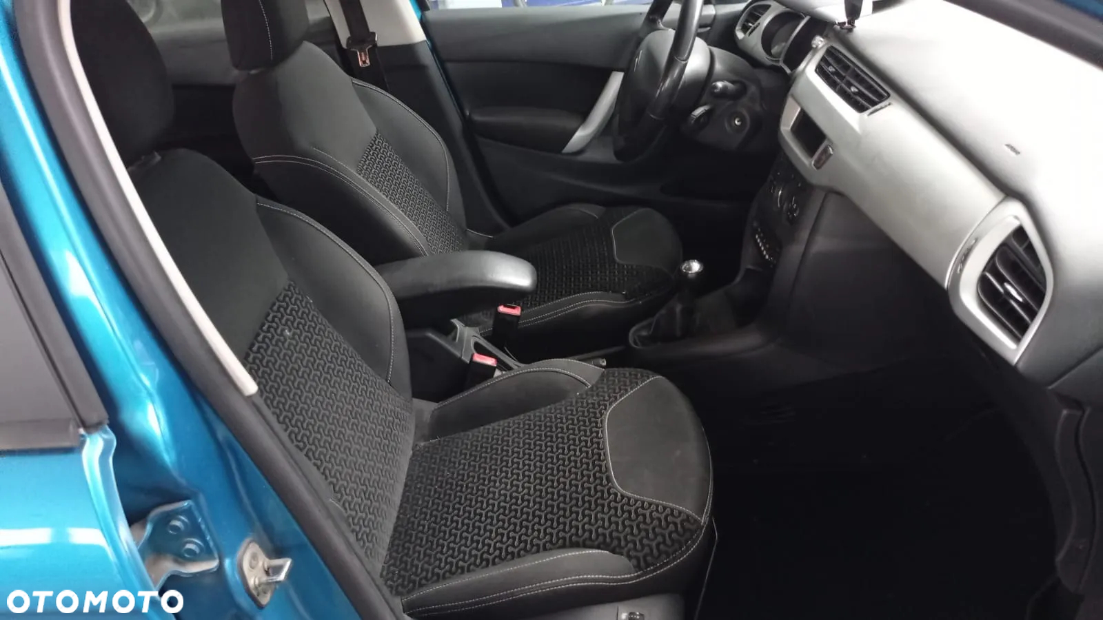 Citroën C3 1.4 VTi Exclusive - 25