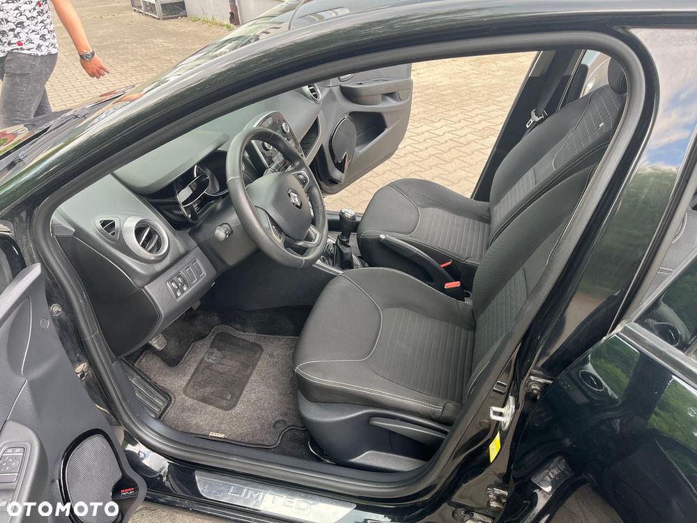 Renault Clio 1.2 16V 75 Collection - 9