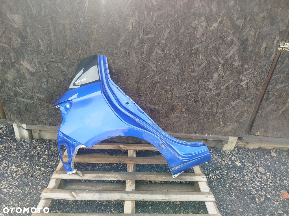 Toyota Yaris III błotnik prawy tył tylny próg Mazowieckie Warszawa - 1