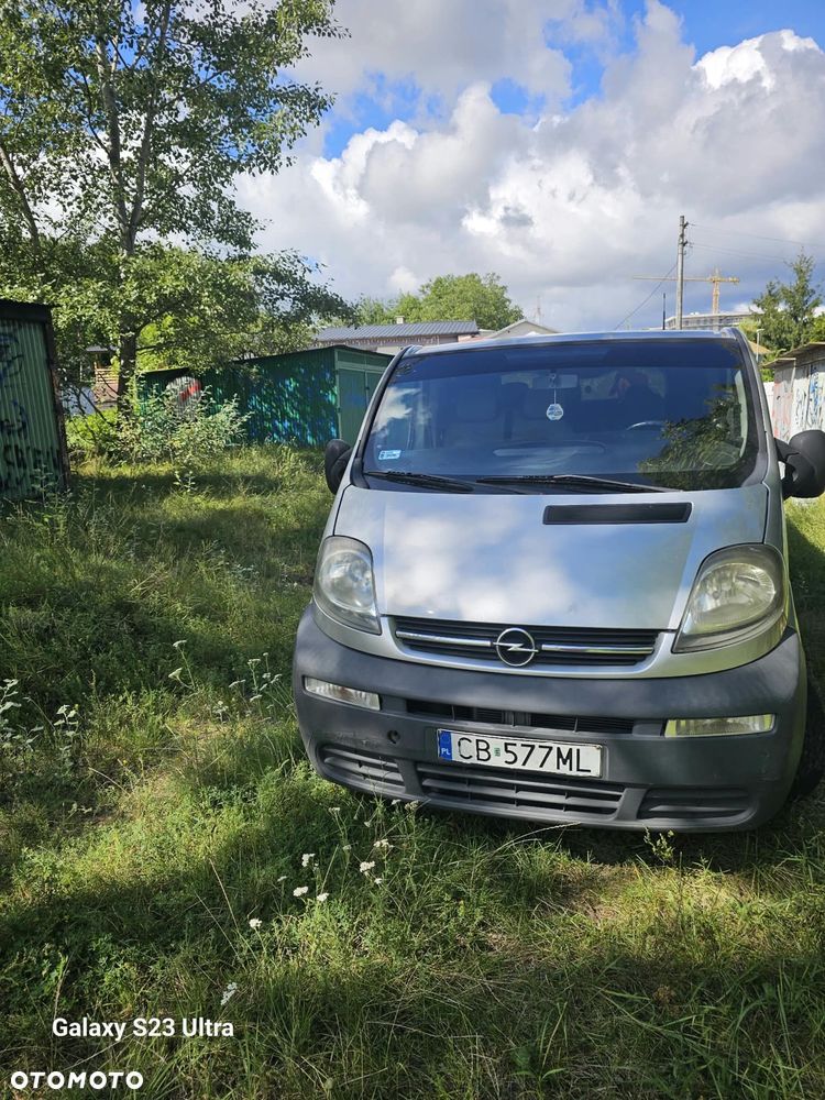 Opel Vivaro - 1