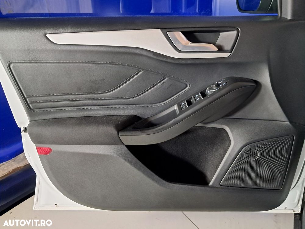 Ford Focus - 9