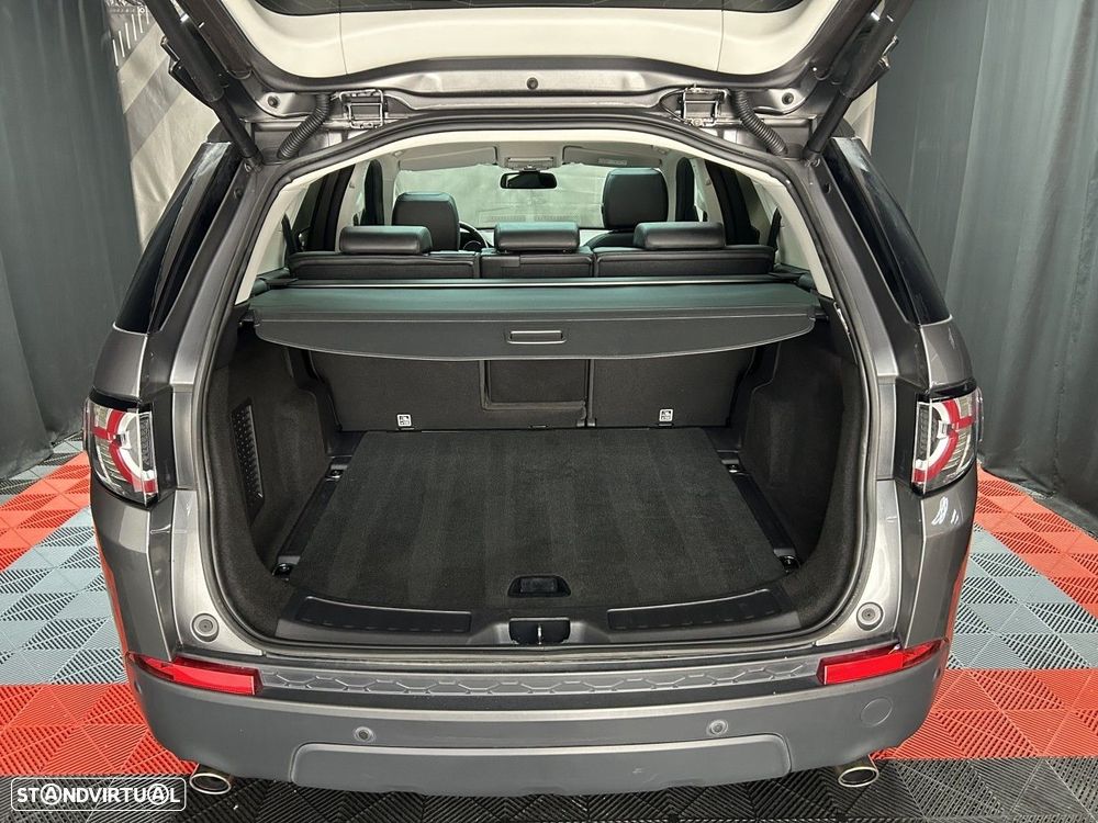 Land Rover Discovery Sport 2.0 D AWD SE - 7