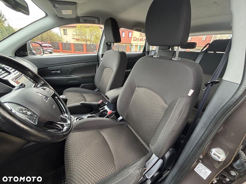 Mitsubishi ASX 1.6 Instyle - 29