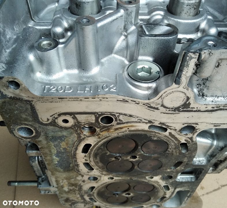 Subaru Outback Legacy IV 2.0 D głowica silnika prawa - 7