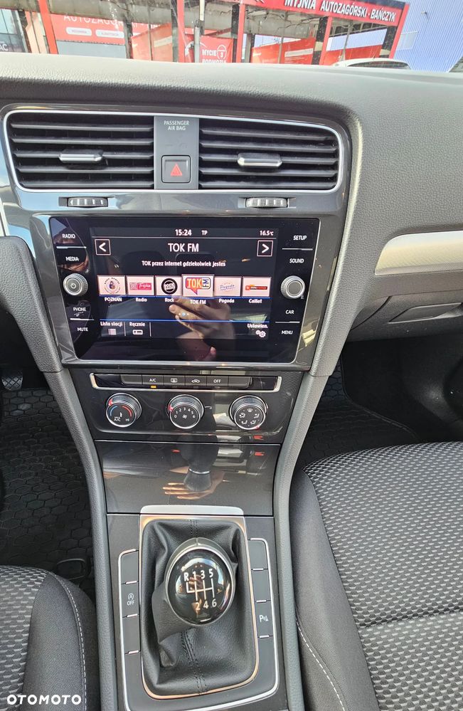 Volkswagen Golf 1.0 TSI Trendline - 23