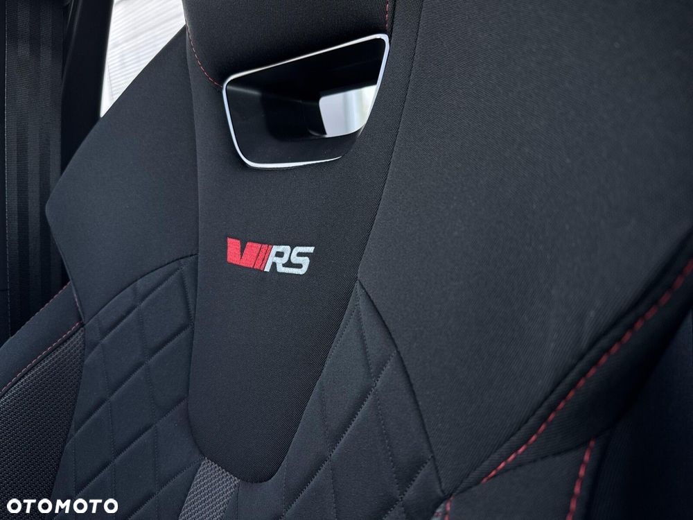 Skoda Octavia 2.0 TDI RS DSG - 33