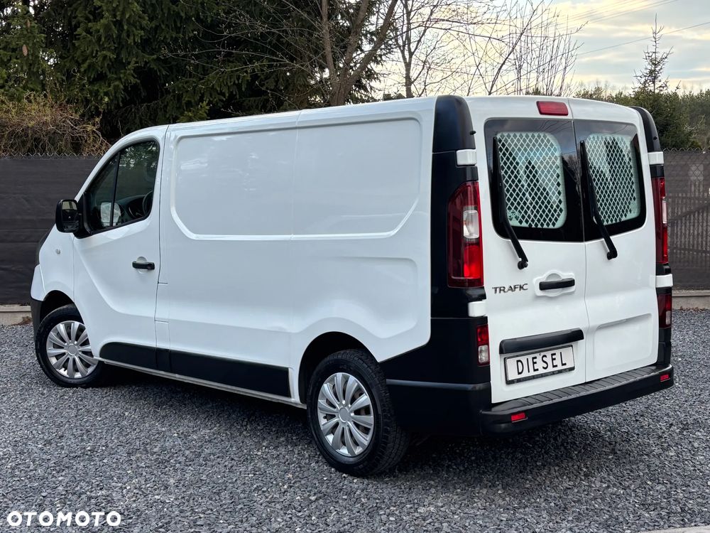 Renault Trafic - 11