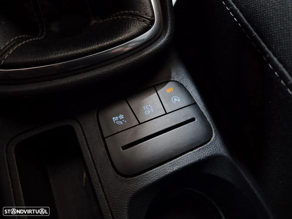 Ford Fiesta 1.0 EcoBoost S&S ACTIVE X - 26