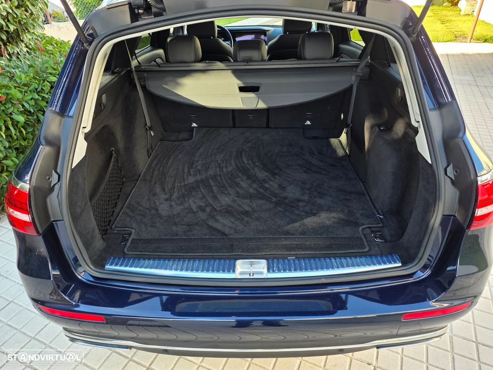 Mercedes-Benz E 220 d Avantgarde 7L - 26