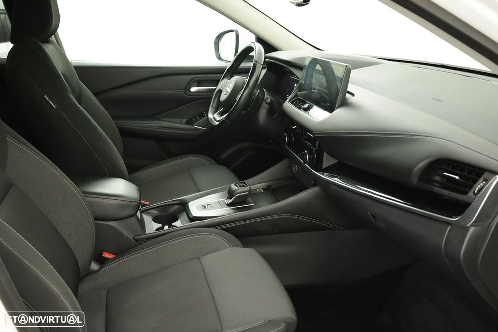 Nissan Qashqai 1.3 DIG-T N-Connecta Xtronic - 21