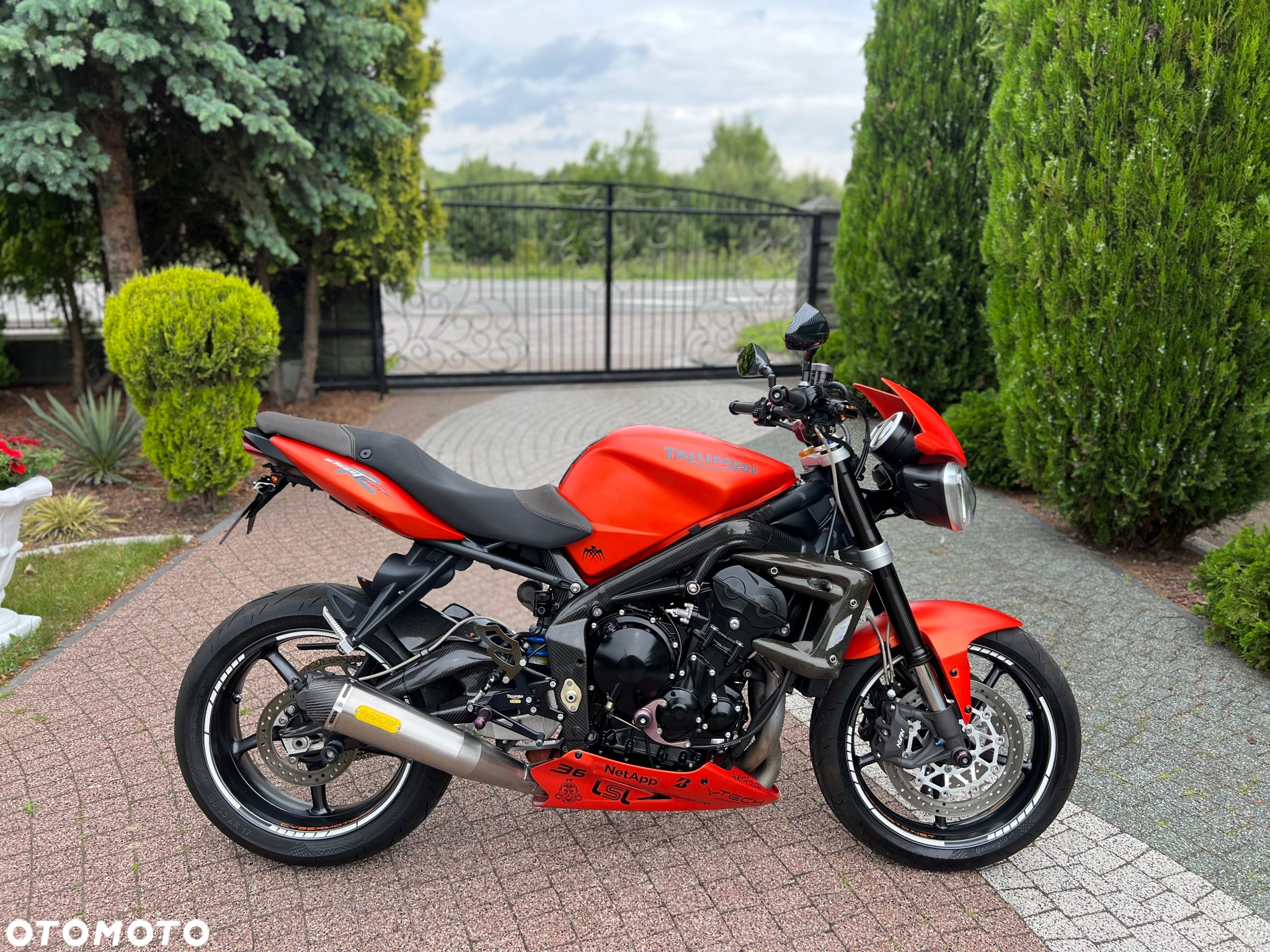Triumph Street Triple - 6