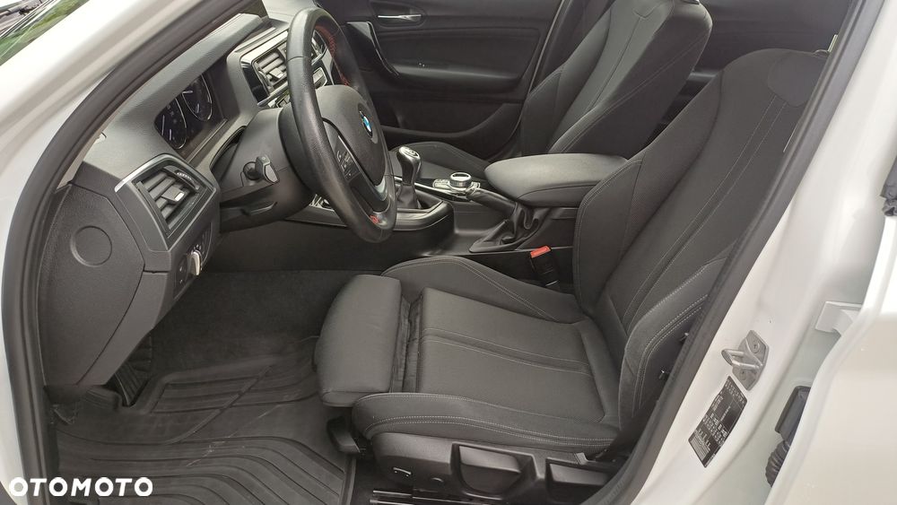 BMW Seria 1 118i - 16