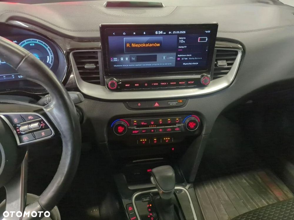 Kia Ceed 1.6 GDI PHEV L Business Line DCT - 8