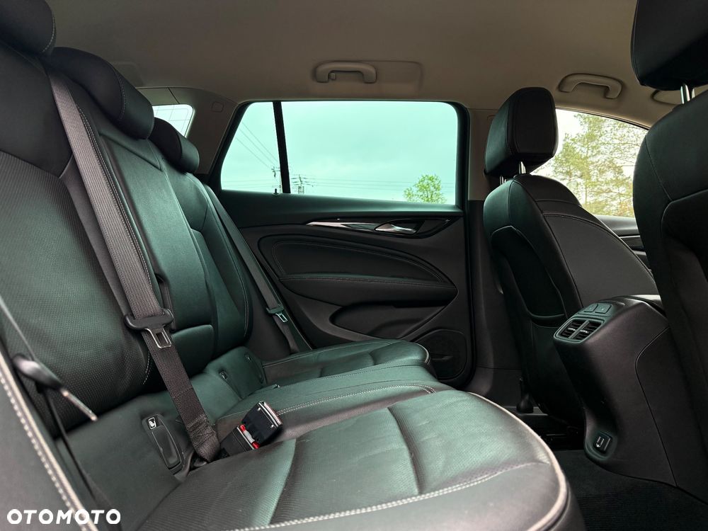 Opel Insignia 2.0 CDTI Exclusive S&S - 27