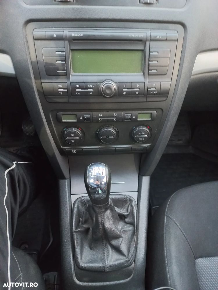 Skoda Octavia - 12