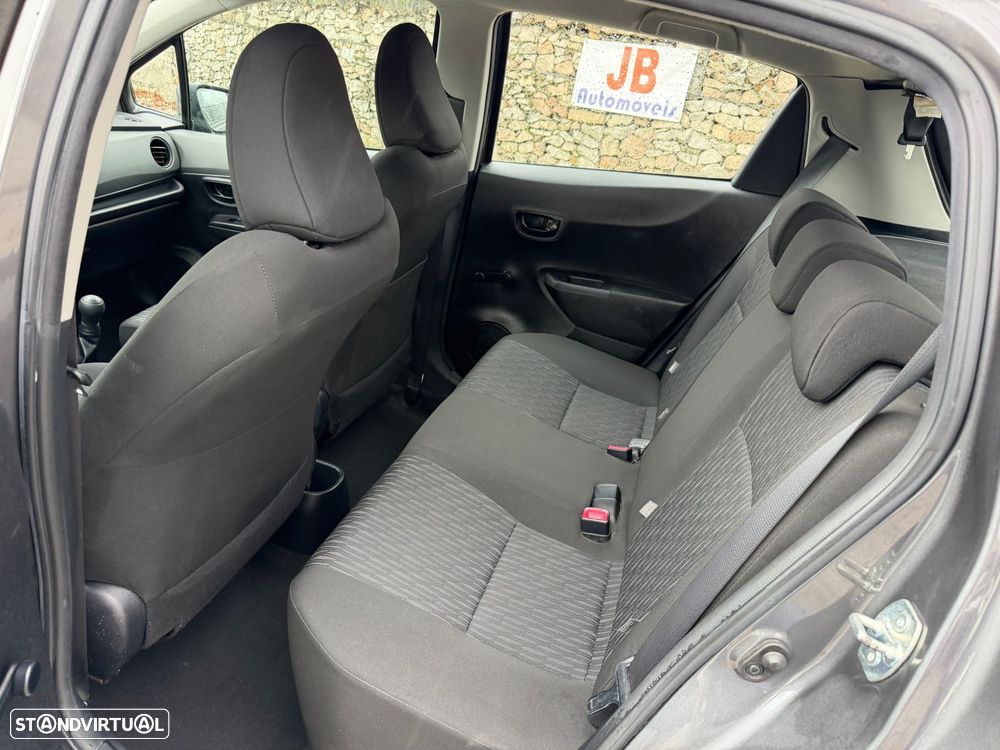 Toyota Yaris 1.0 VVT-i Comfort+AC - 12