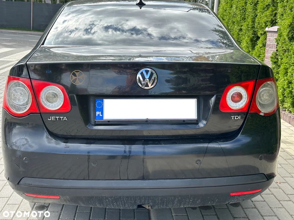 Volkswagen Jetta 1.9 TDI Trendline - 6