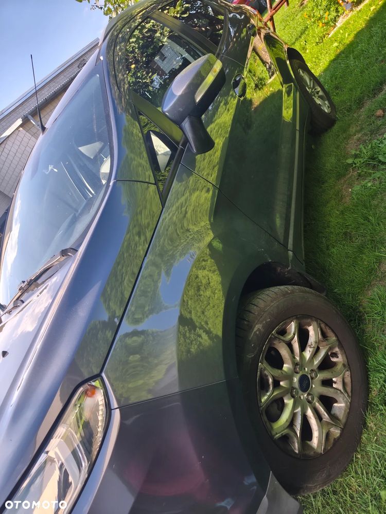 Ford EcoSport - 5