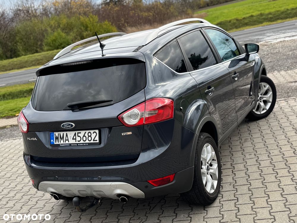 Ford Kuga 2.0 TDCi 4x4 Titanium - 29