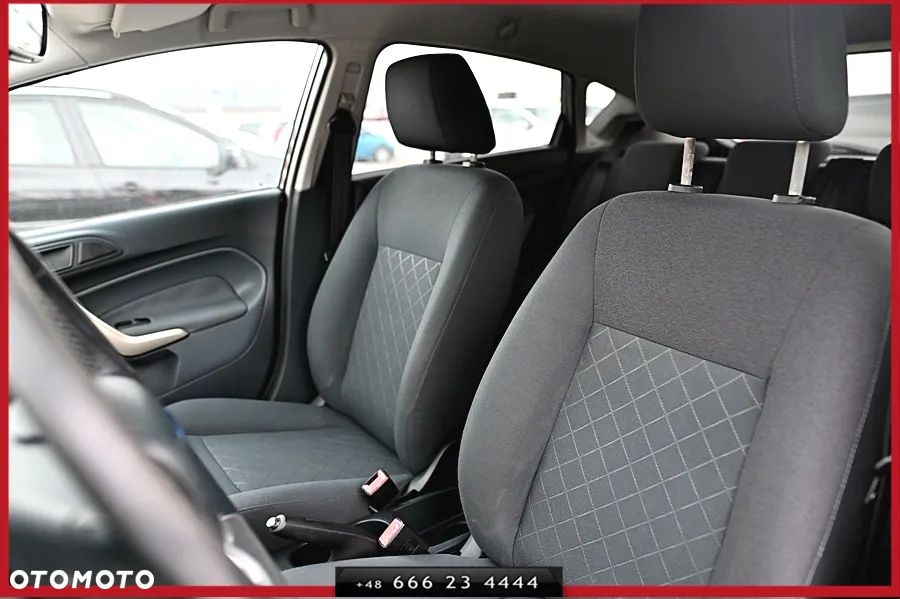 Ford Fiesta 1.4 Champions Edition - 21