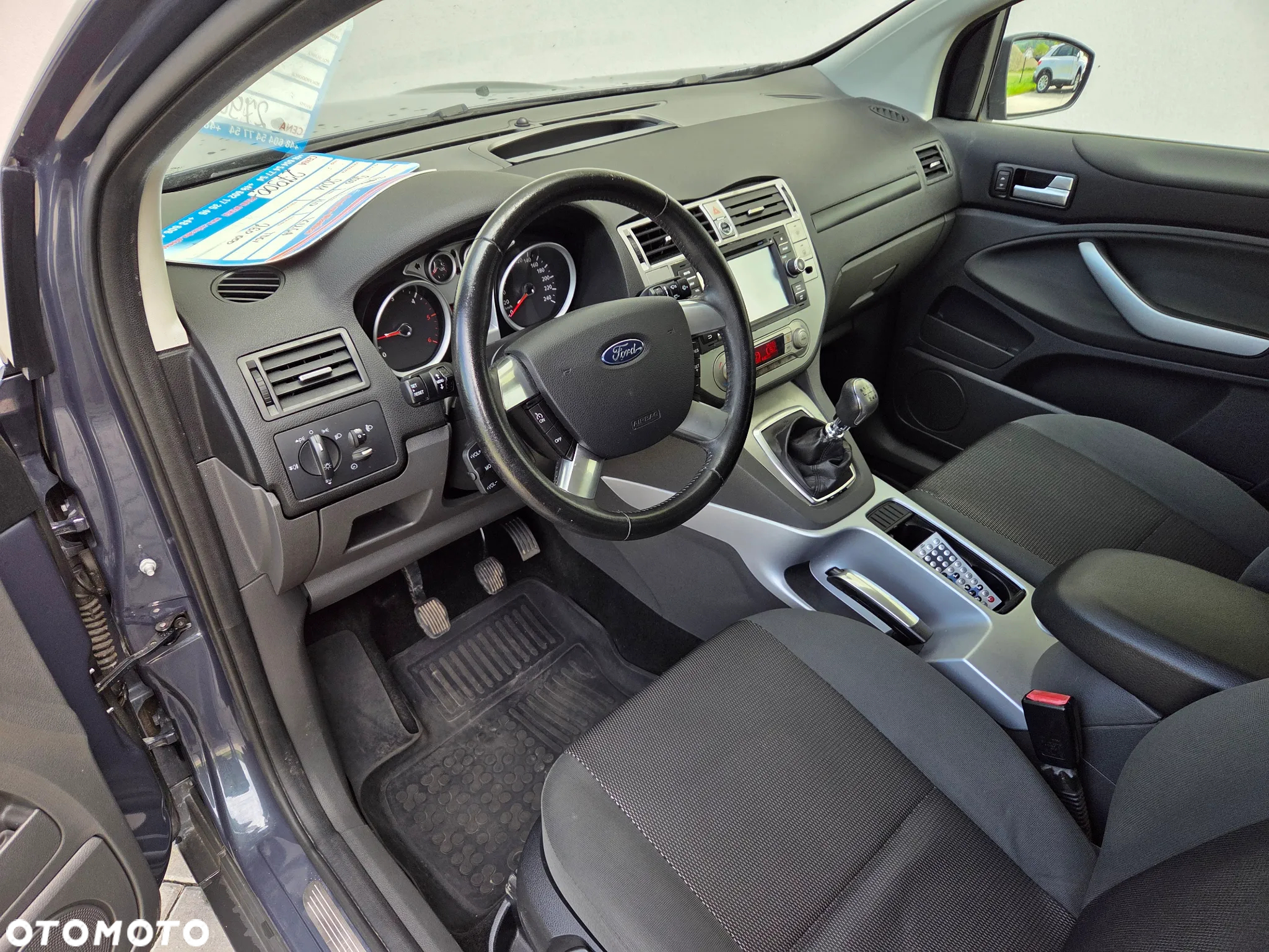 Ford Kuga - 7